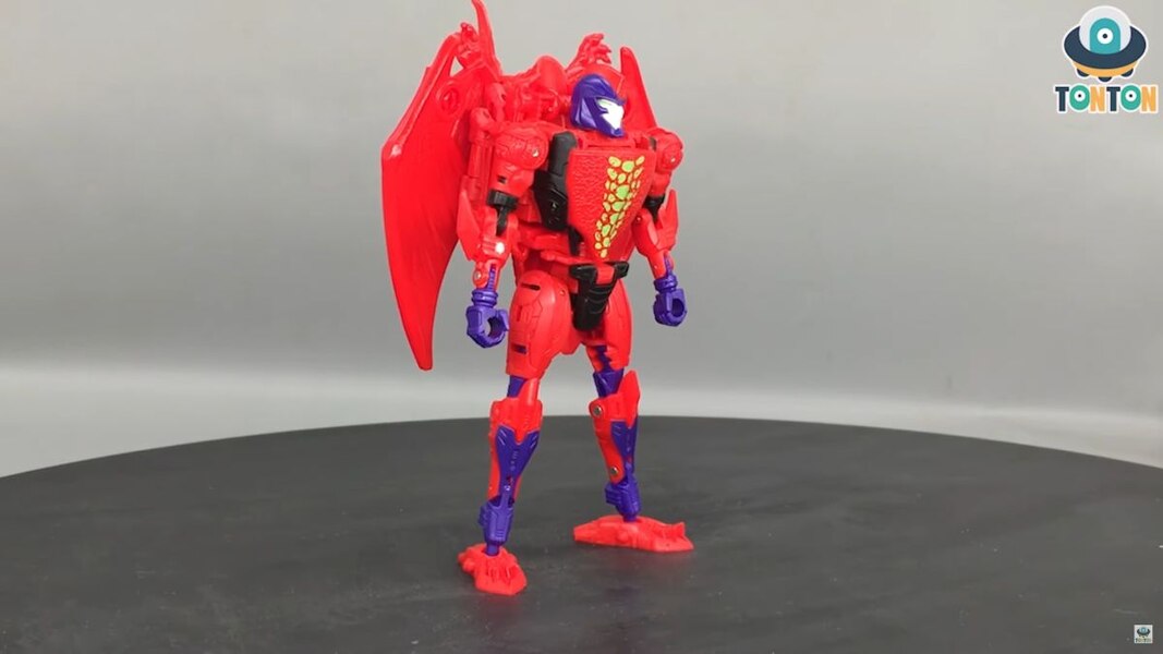 Transformers Legacy Terrorsaur Beast Wars Toy Colors In Hand Image  (6 of 28)